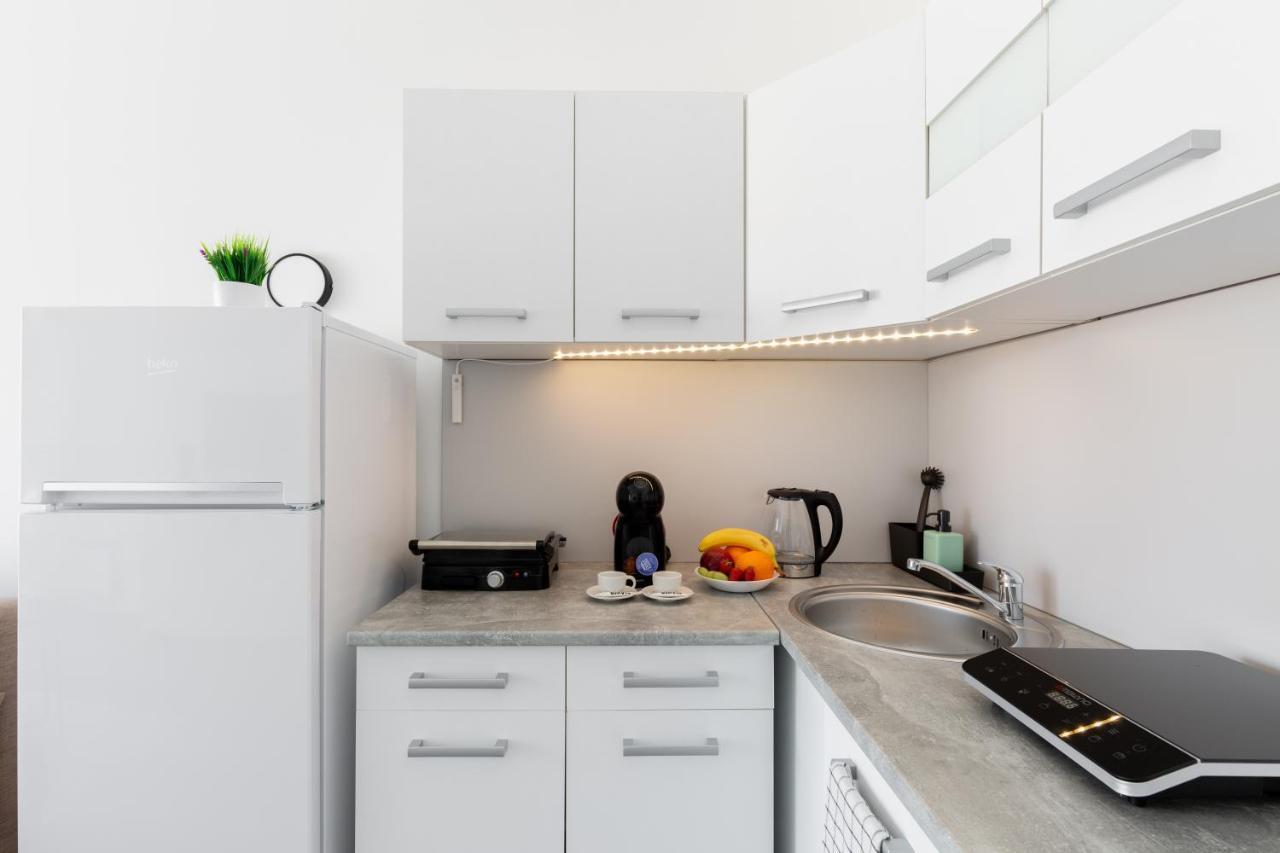 Pauzo Balaton Apart otel Balatonföldvár Dış mekan fotoğraf