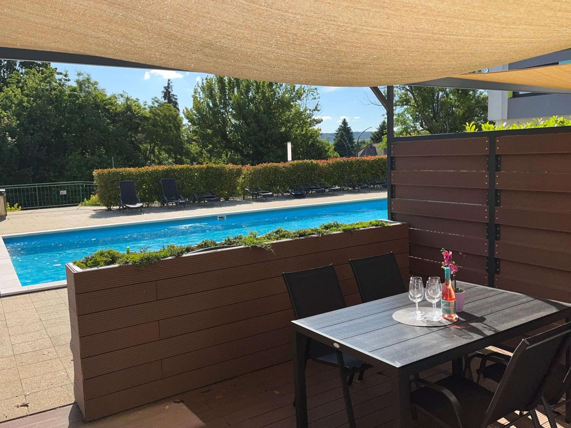 Pauzo Balaton Apart otel Balatonföldvár Dış mekan fotoğraf